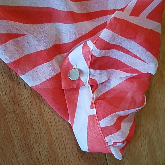 Banana Republic Blouse! - Picture 3 of 8